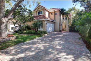 10072 NW 5th St, Plantation, FL 33324, Sold 05/04/18