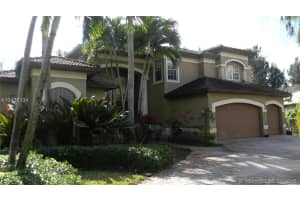 10000 S Lake Vista Cir, Davie, FL 33328, Sold 07/10/18
