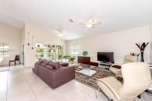 1414 Harbour Side Dr, Weston, FL 33326, Sold 04/18/18