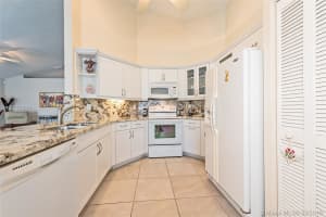 1414 Harbour Side Dr, Weston, FL 33326, Sold 04/18/18
