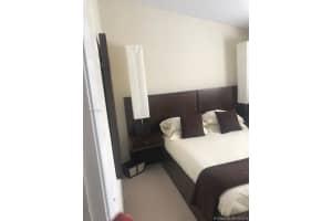 2700 S Oakland Forest Dr, Oakland Park, FL 33309, Sold 07/09/18