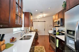 9462 NW 8th Cir, Plantation, FL 33324, Sold 05/31/18
