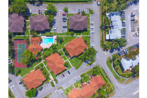 10484 NW 8th St, Pembroke Pines, FL 33026, Sold 05/23/18