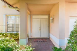 5602 NW 105th Ct, Doral, FL 33178, Sold 05/09/18