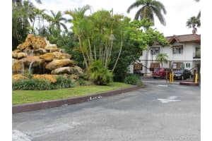 9392 SW 77th Ave APT E2, Miami, FL 33156, Sold 05/03/19