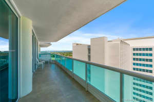 5025 Collins Ave, Miami Beach, FL 33140, Sold 05/29/19
