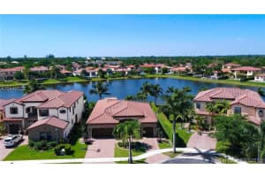 8737 NW 39th St, Hollywood, FL 33024, Sold 06/11/18