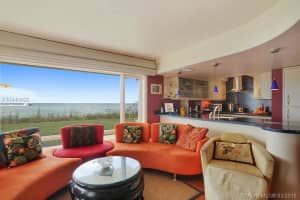 5060 N Ocean Dr, Riviera Beach, FL 33404, Sold 10/19/18