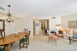 3610 Yacht Club Dr, Aventura, FL 33180, Sold 02/20/19