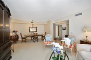 3610 Yacht Club Dr, Aventura, FL 33180, Sold 02/20/19