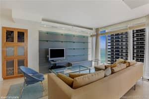 4779 Collins Ave, Miami Beach, FL 33140, Sold 10/10/18