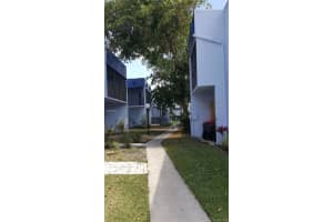 2800 S University Dr #2a, Davie, FL 33328, Sold 05/25/18