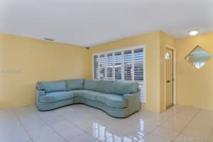 2460 Emerson Cir, Hollywood, FL 33021, Sold 04/25/18