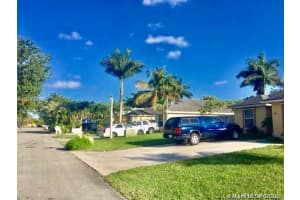 855 SW 10th St, Homestead, FL 33034, Sold 11/28/18