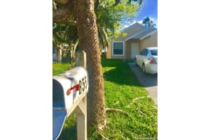 855 SW 10th St, Homestead, FL 33034, Sold 11/28/18