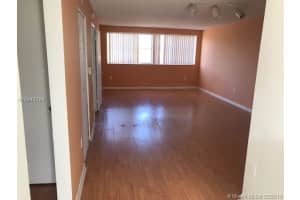 6175 NW 186th St, Hialeah, FL 33015, Sold 07/31/18