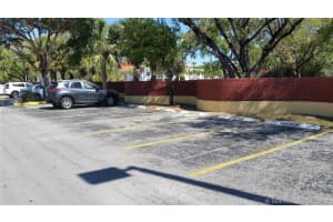 9440 Fontainebleau Blvd, Miami, FL 33172, Sold 05/09/18