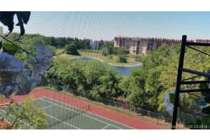9440 Fontainebleau Blvd, Miami, FL 33172, Sold 05/09/18