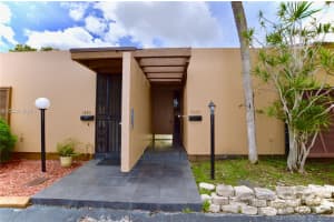 16009 Kingsmoor Way, Miami Lakes, FL 33014, Sold 07/31/18