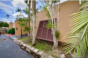 16009 Kingsmoor Way, Miami Lakes, FL 33014, Sold 07/31/18
