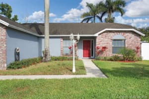 1020 SW 124th Way, Davie, FL 33325, Sold 05/31/18