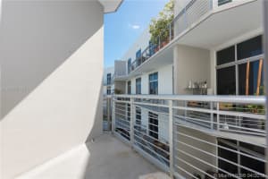 2001 Meridian Ave, Miami Beach, FL 33139, Sold 04/25/18