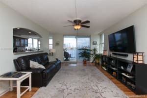 16558 NE 26th Ave #4b, North Miami Beach, FL 33160, Sold 04/30/18