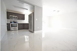 16720 NW 72nd Ct, Hialeah, FL 33015, Sold 04/30/18