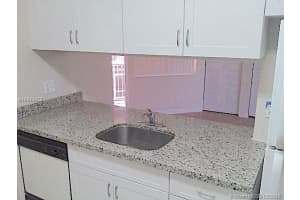 8664 SW 3rd St, Pembroke Pines, FL 33025, Sold 06/22/18
