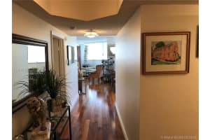 6422 Collins Ave, Miami Beach, FL 33141, Sold 09/24/18