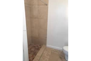 8820 Fontainebleau Blvd, Miami, FL 33172, Sold 05/14/18