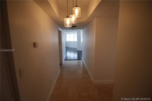 6422 Collins Ave, Miami Beach, FL 33141, Sold 08/29/18