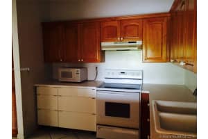 55 Ocean Ln Dr #4025, Key Biscayne, FL 33149, Sold 06/25/18