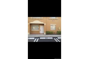 7221 NW 174th Terrace, Hialeah, FL 33015, Sold 04/23/18