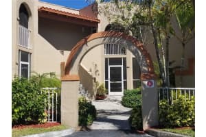 8710 SW 3rd St, Pembroke Pines, FL 33025, Sold 06/11/18