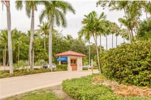 55 Ocean Ln Dr, Key Biscayne, FL 33149, Sold 04/05/19