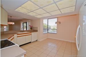 520 SE 12th St, Dania Beach, FL 33004, Sold 08/09/18