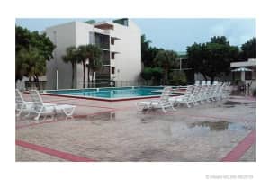 8820 Fontainebleau Blvd, Miami, FL 33172, Sold 08/01/18