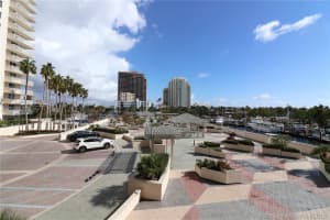 1 Las Olas Cir, Fort Lauderdale, FL 33316, Sold 12/05/18