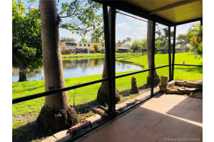 9499 NW 38th Pl, Sunrise, FL 33351, Sold 08/28/18