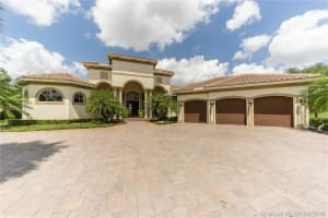 12401 N Stonebrook Cir, Davie, FL 33330, Sold 07/09/18