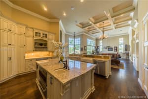 12401 N Stonebrook Cir, Davie, FL 33330, Sold 07/09/18
