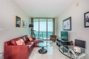 218 SE 14th Terrace #200, Miami, FL 33131, Sold 08/06/18