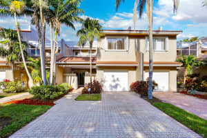 10255 NW 52nd Terrace, Doral, FL 33178, Sold 06/08/18