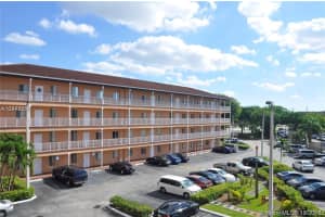 17350 NW 67th Ave #304, Hialeah, FL 33015, Sold 11/08/18