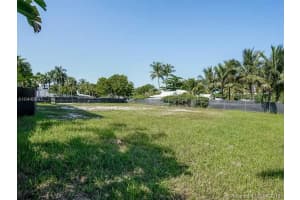 881 Harbor Dr, Key Biscayne, FL 33149, Sold 12/19/18