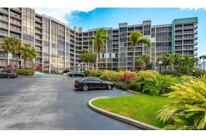 400 Leslie Dr, Hallandale Beach, FL 33009, Sold 07/06/18