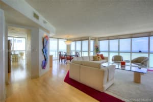 16425 Collins Ave, Sunny Isles Beach, FL 33160, Sold 08/30/18