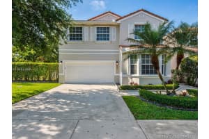 15104 SW 51st St, Davie, FL 33331, Sold 05/30/18