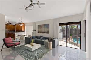540 SW 113th Terrace, Pembroke Pines, FL 33025, Sold 05/24/18